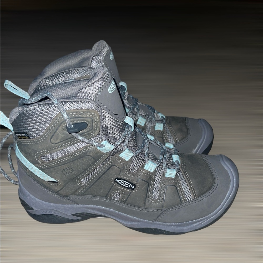 *New* Keen Women’s waterproof boot